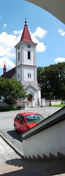 Náves v Purkarci