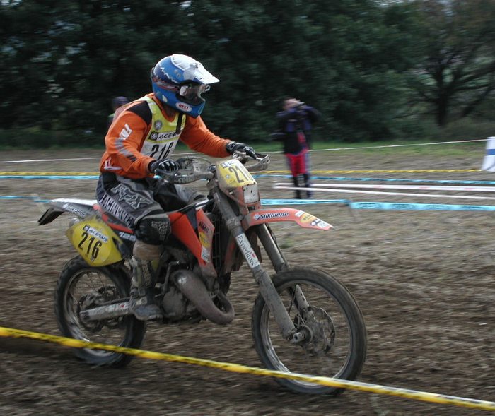 ISDE 2002-Jedu co můžu!!