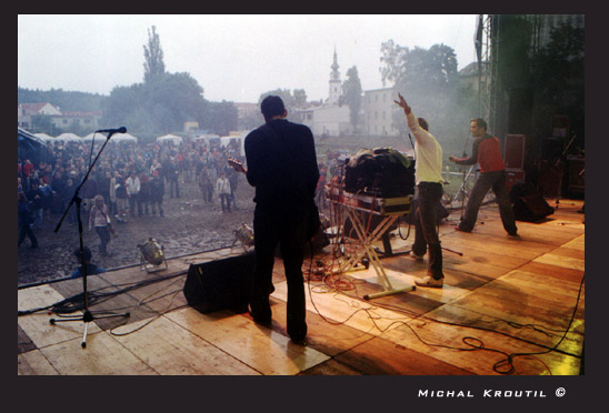 South Paw - Zámostí 2002