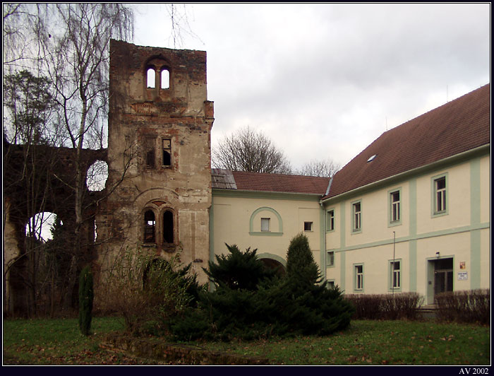 KONTRAST v architektuře