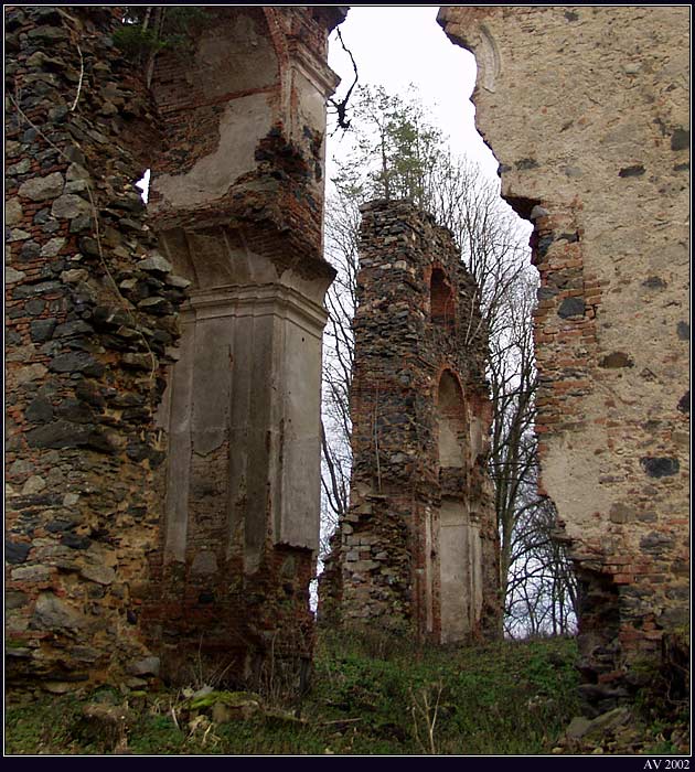 Architektura? no spíš trosky