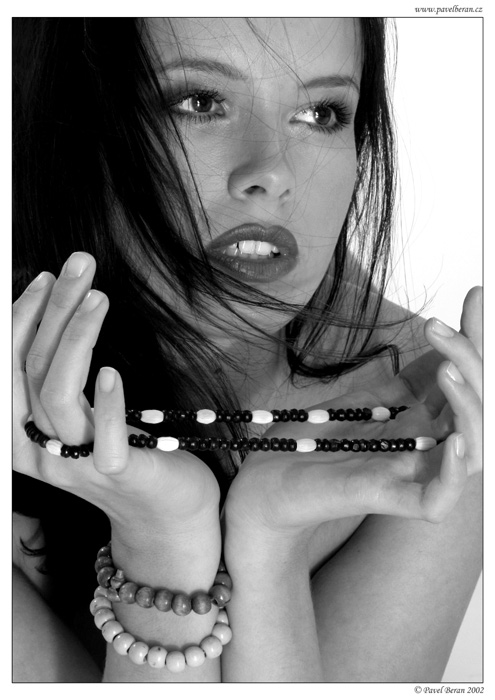 B&W BEAUTY