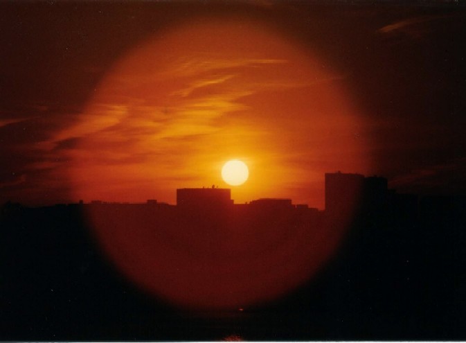 Zapad slunce nad silou sveta