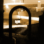 ...brána do železobetóna...