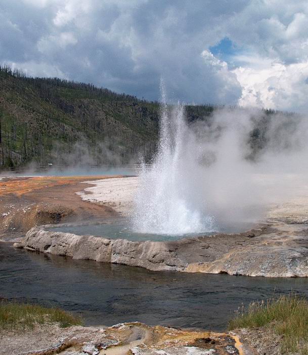 Yellowstone - gejzíry I.