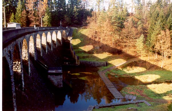 Přehrada