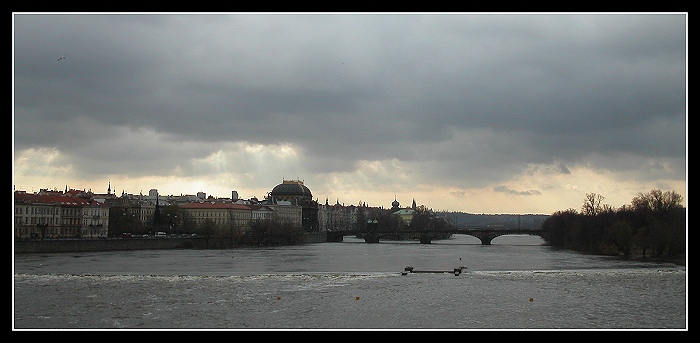 Praha ...