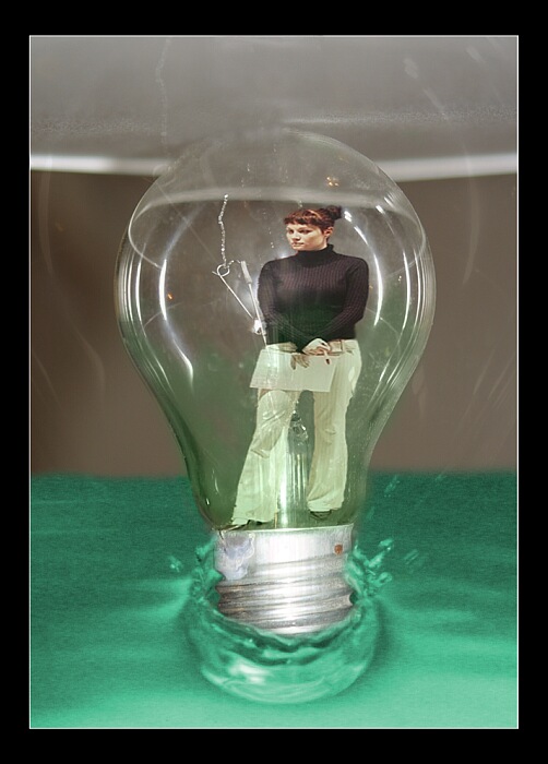 Baba v žárofce ...