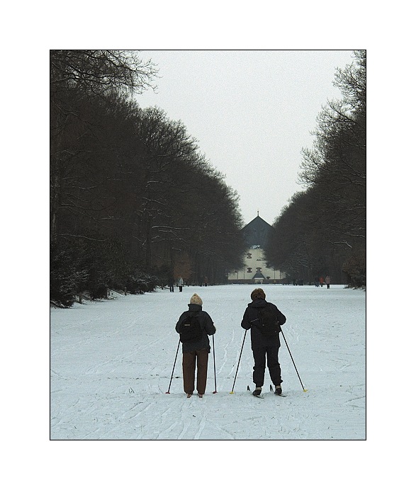 14:03... nedělní odpoledne