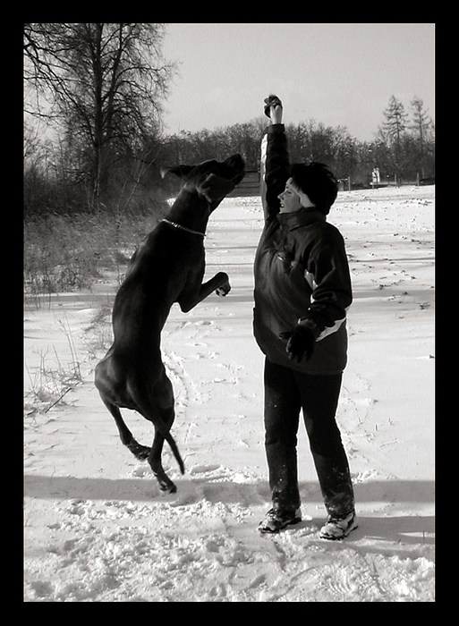 Dáš sem tu rukavici!