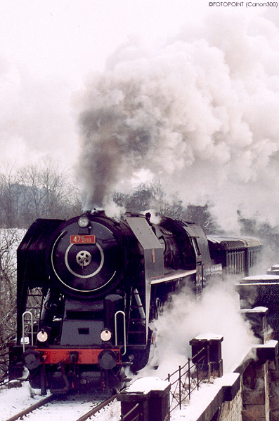 475 111