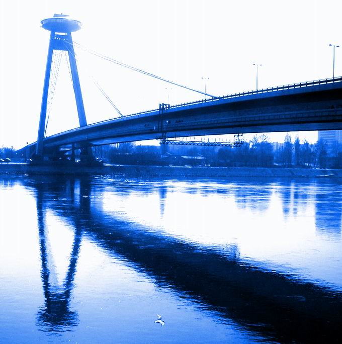 na krasnom modrom Dunaji