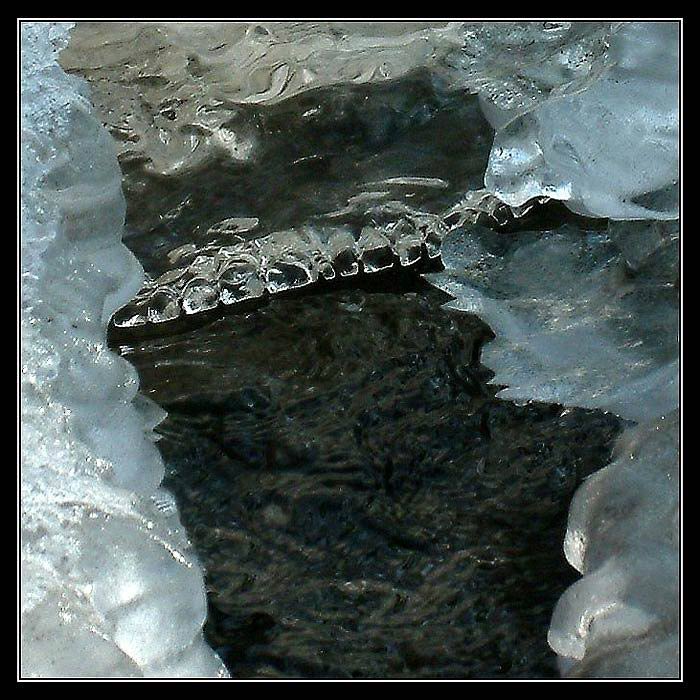 POMOOOC! Tají mi zuby.....