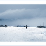 Bílou stopou, nahoru i dolů ..