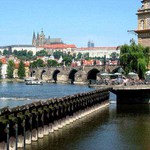 Pohled z nábřeží na Hrad
