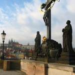 Kříž na karlově mostě