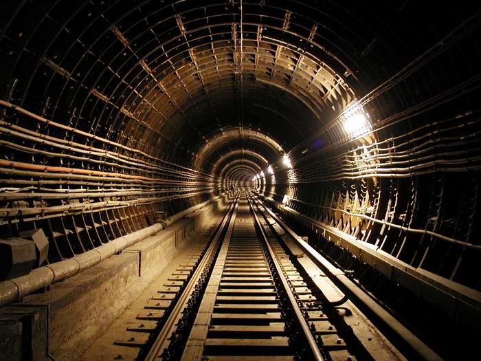 tunel pro metro