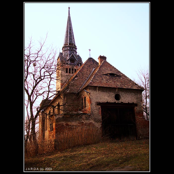    JE  LIBO  ,,BOŽÍ,,  GARÁŽ .....