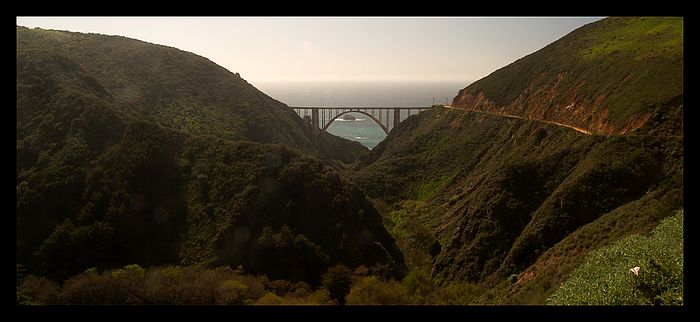 Bixby Bridge<br>(nejvetsi single concrete span bridge na svete)