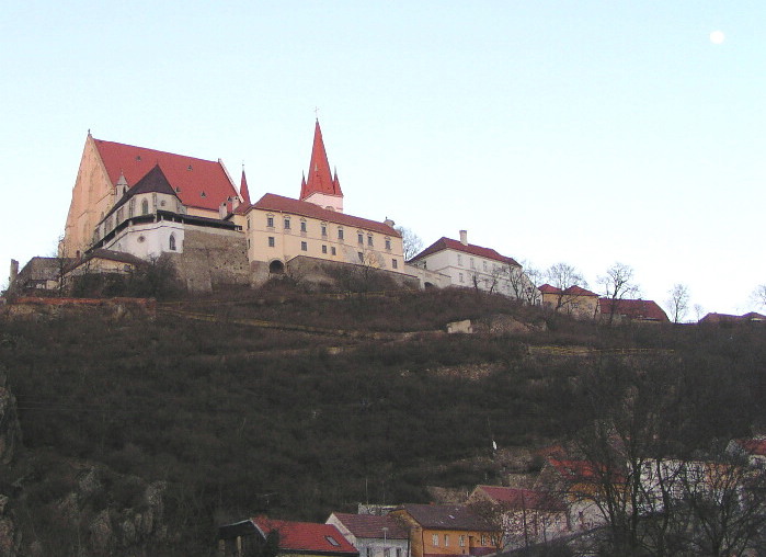 ... v zámku a podzámčí