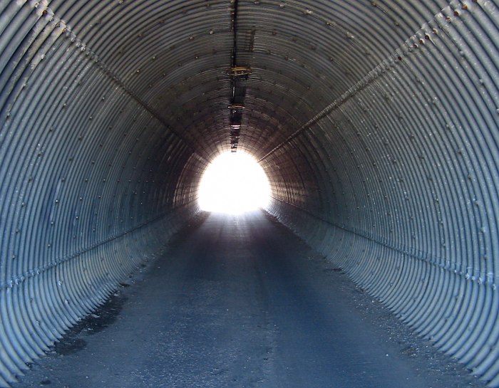Svetlo na konci tunelu ...