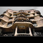 ...casa mila...