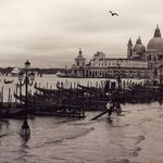 Benátky za přílivu