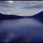 reka... more...  vsecka voda je stejne modra