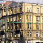 old house rippled...