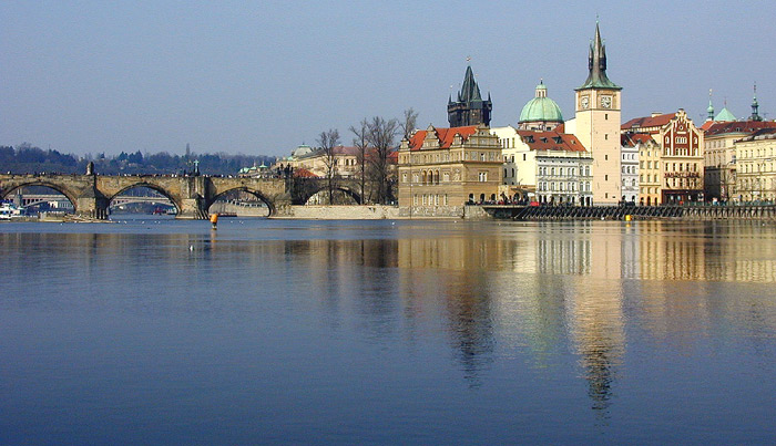 Most a Lávka