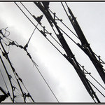 hřižovatka vzhůru nohama...drátama