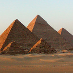 Pyramidy
