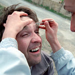 pouličná oprava vizáže