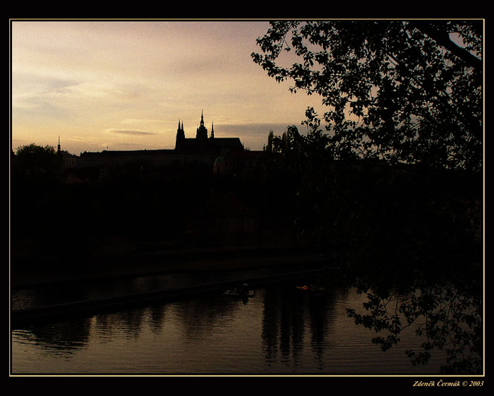 Západovka - hradovka, aneb"těžkej kýč"