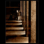 ...vtieravo nenápadný...