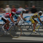 Tělo na tělo, kolo na kolo....