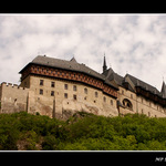 Karlstej 2 - jiny pohled a orig. nebe