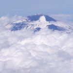 Vrcholek Etny nad oblačností