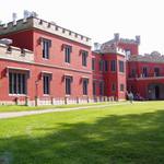 Letní pohled na Hrádek u Nechanic