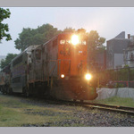 Vynořila se z mlhavého podvečera ... jednooká