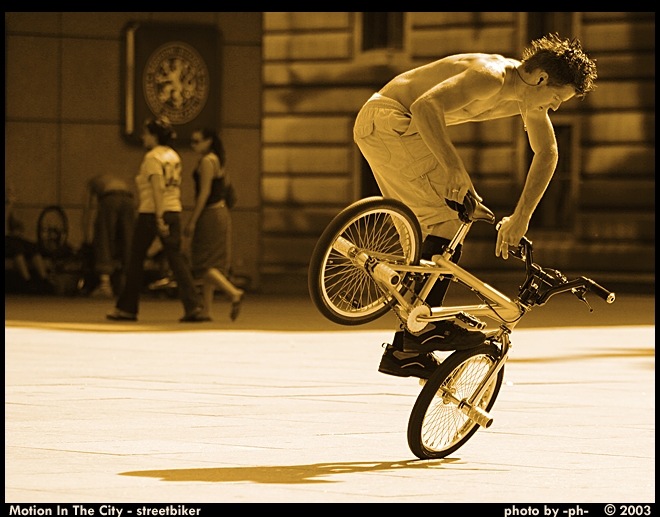 Motion In The City - streetbiker