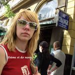 Správce říkal, že je tady nuda, já ale už víc vody nepřinesu, mám vytahaný ruce. Kytičkáři snažte se:)