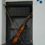 husle unaveneho muzikanta