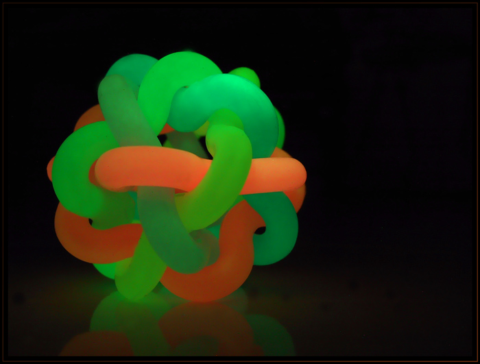 Malá nočná ... fluorescencia.