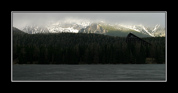 Kam slunce nemůže, tam ...