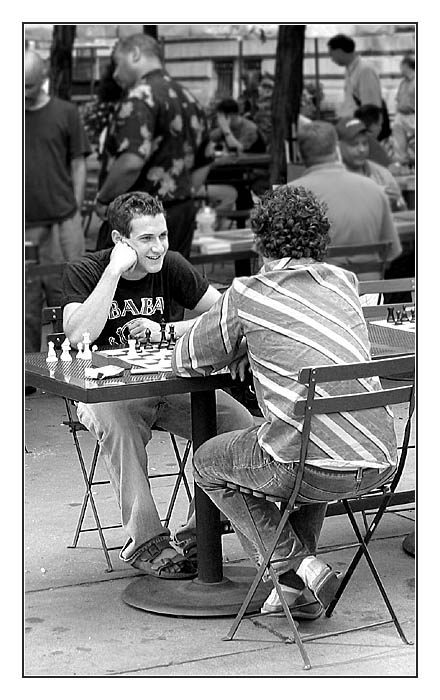"Duel" on the street