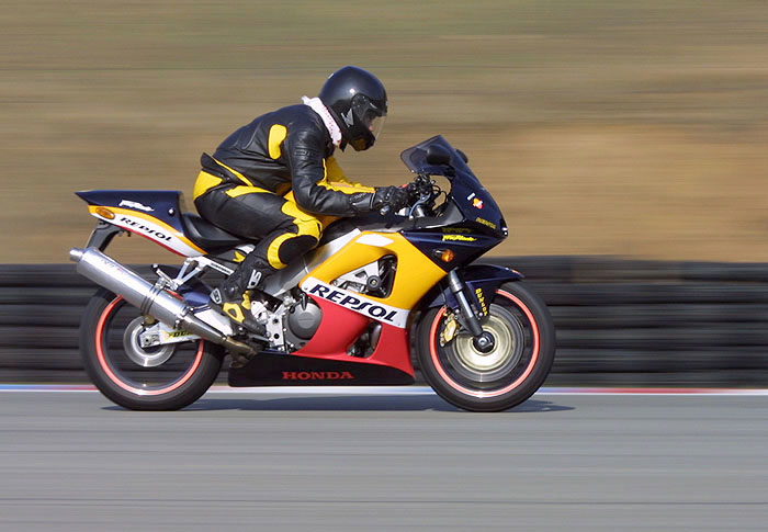 Moto Jaro 2003