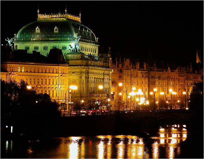 <b>Noční Praha</b><br>