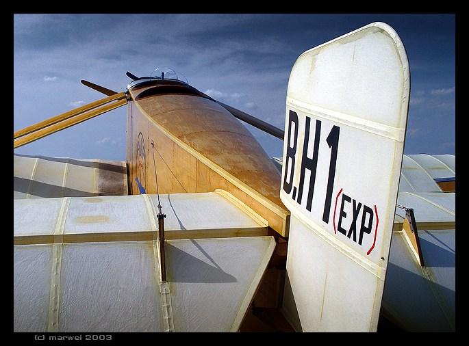 replika : Avia B.H 1 exp