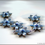 ..z babiččiny šperkovnice..